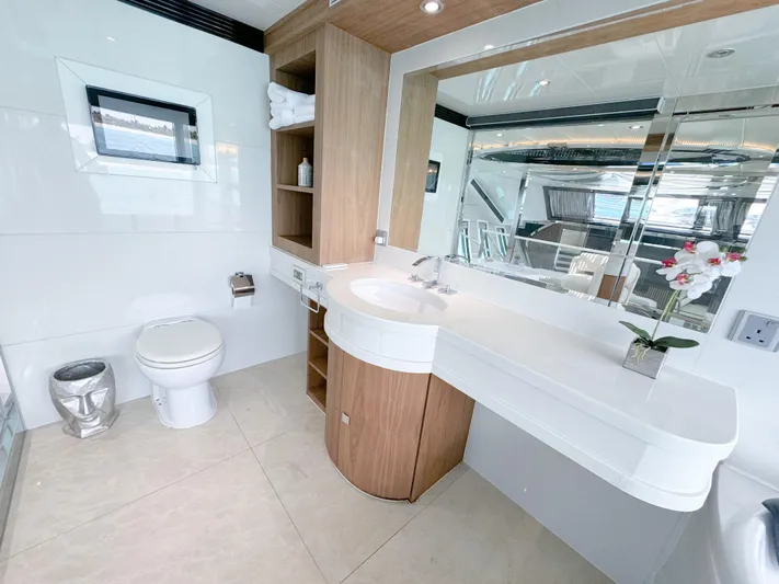  Yacht Photos Pics Luxurious 2010 WHS Marine custom yacht bathroom with modern fixtures and elegant design.