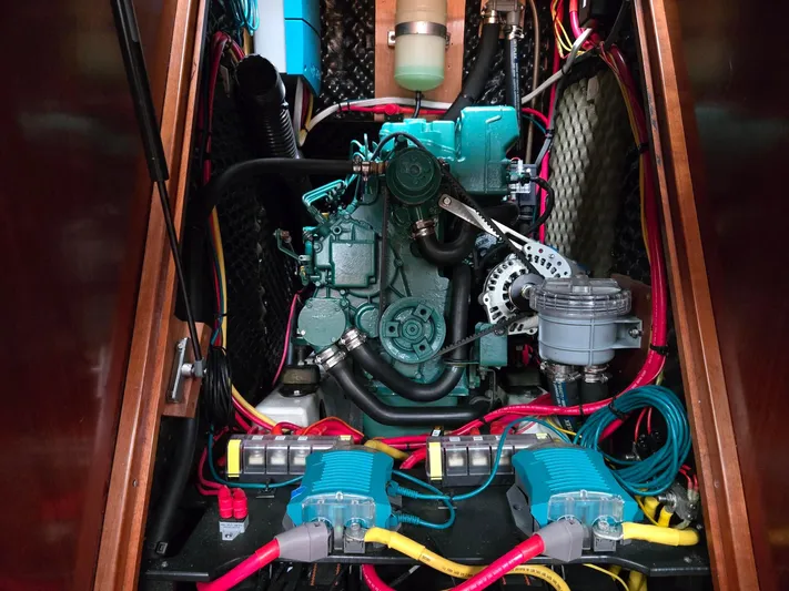 Salish Breeze Yacht Photos Pics Volvo 55hp Diesel Engine