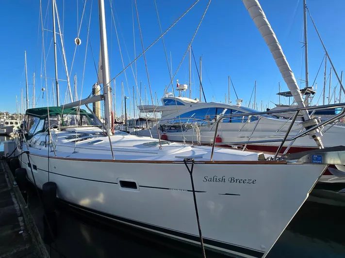 Salish Breeze Yacht Photos Pics 2005 Beneteau 423 "Salish Breeze"