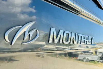 2014 Monterey 275 Sport Yacht
