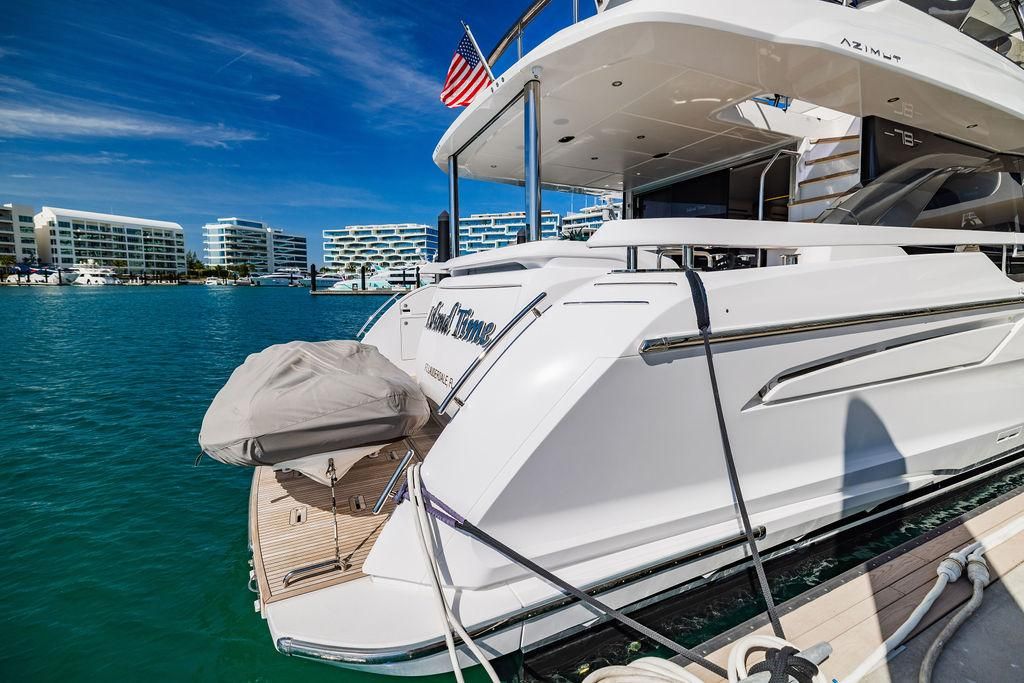 2023 Azimut 77 