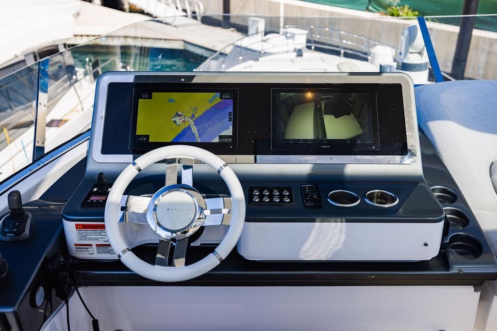 2023 Azimut 77 