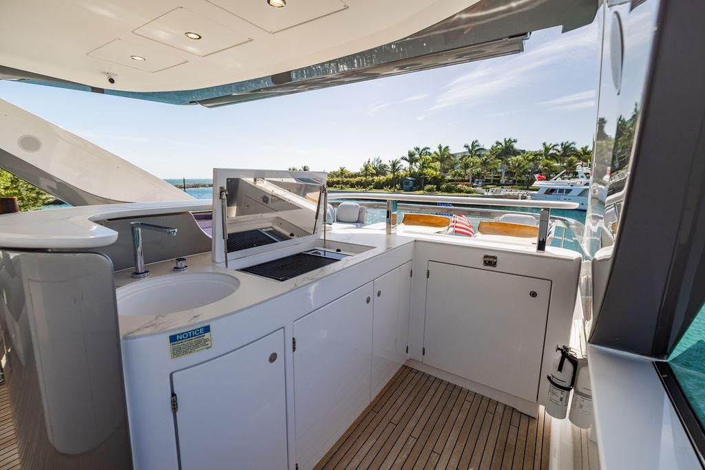 2023 Azimut 77 