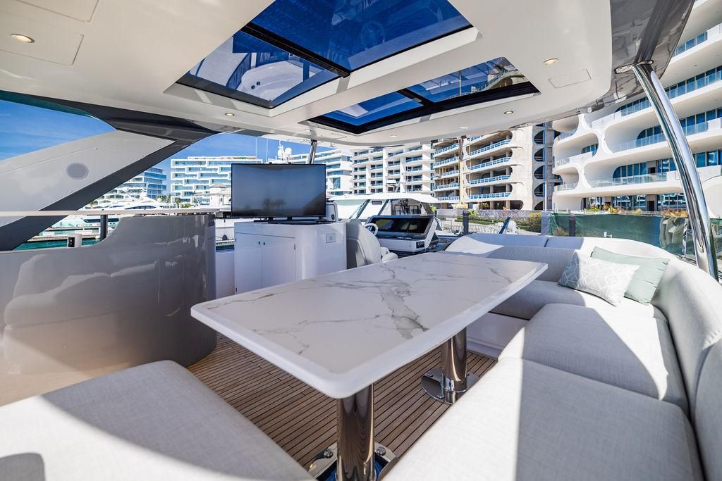 2023 Azimut 77 