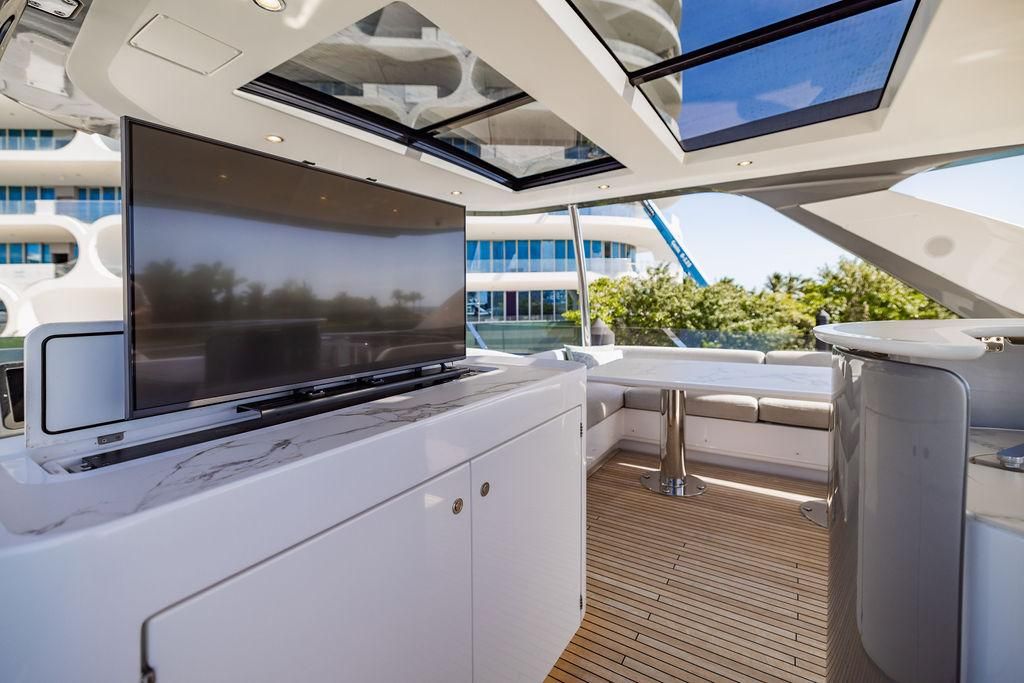 2023 Azimut 77 