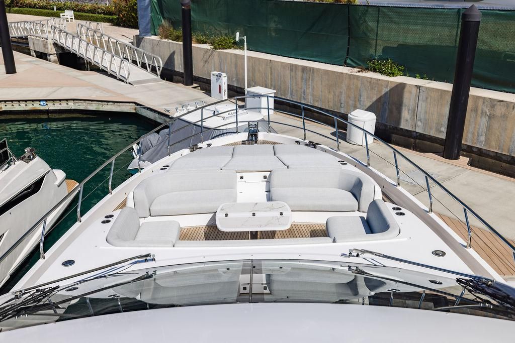 2023 Azimut 77 