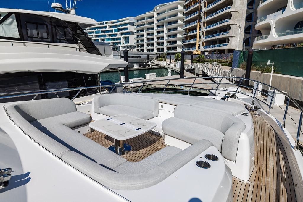 2023 Azimut 77 