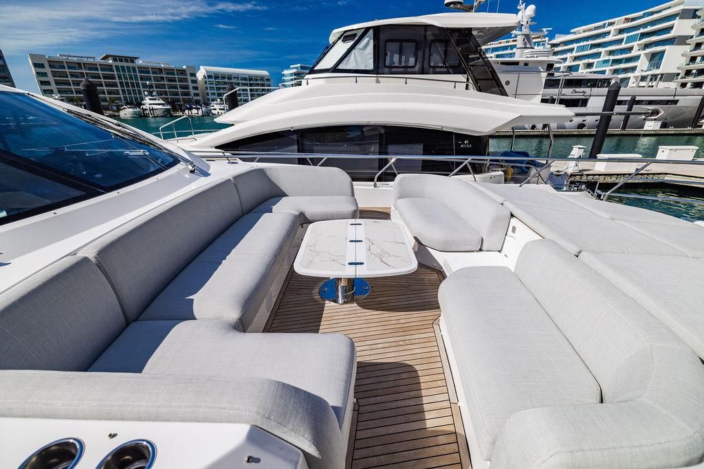 2023 Azimut 77 