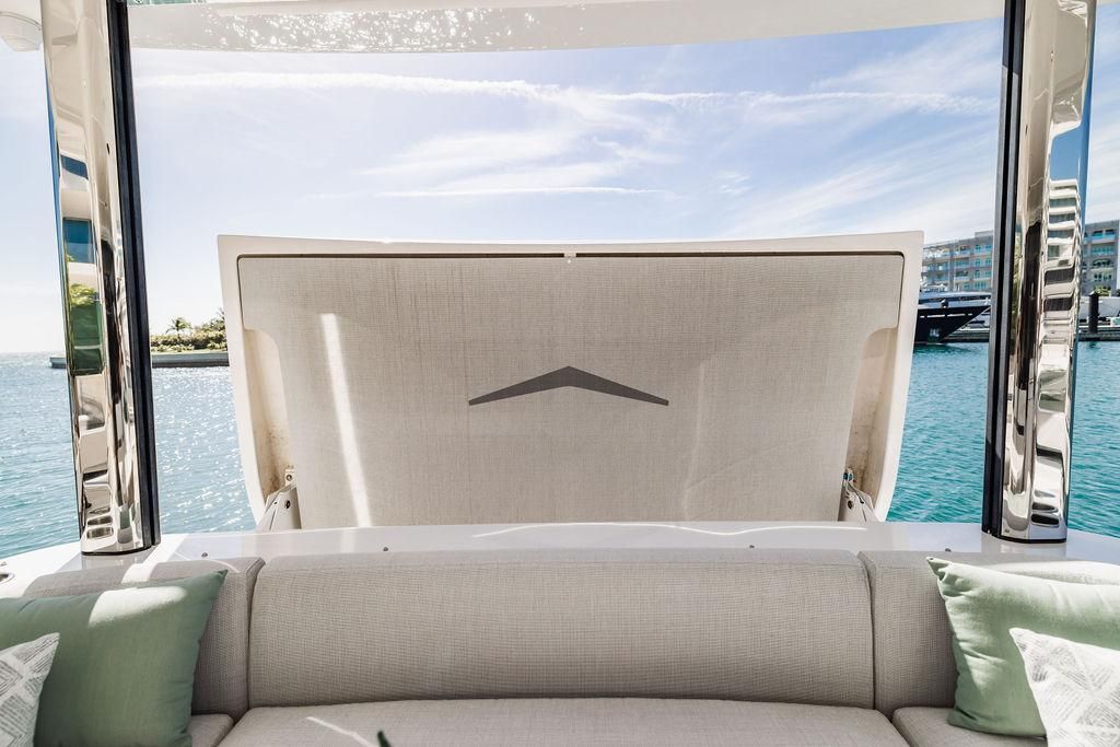 2023 Azimut 77 