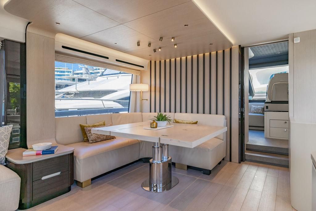 2023 Azimut 77 