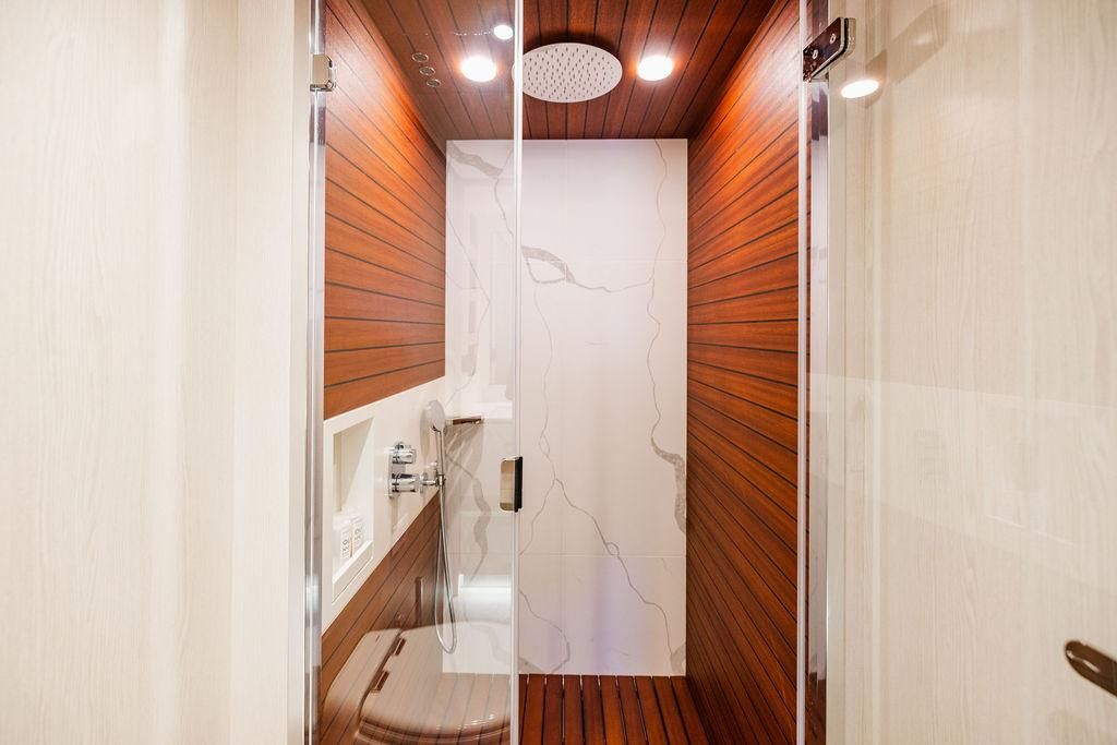 2023 Azimut 77 