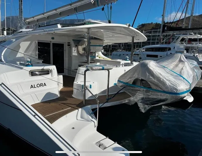 Alora Yacht Photos Pics 