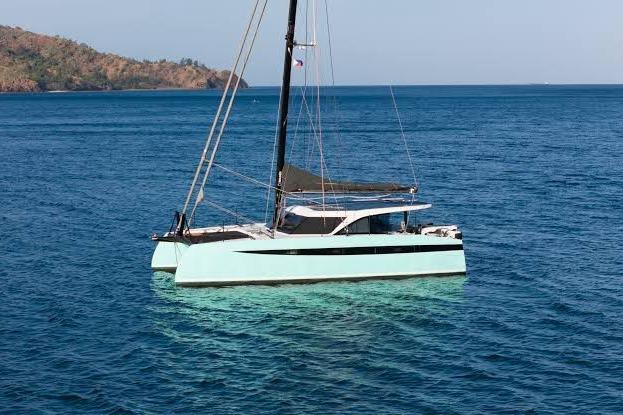 HH Catamarans OC 44