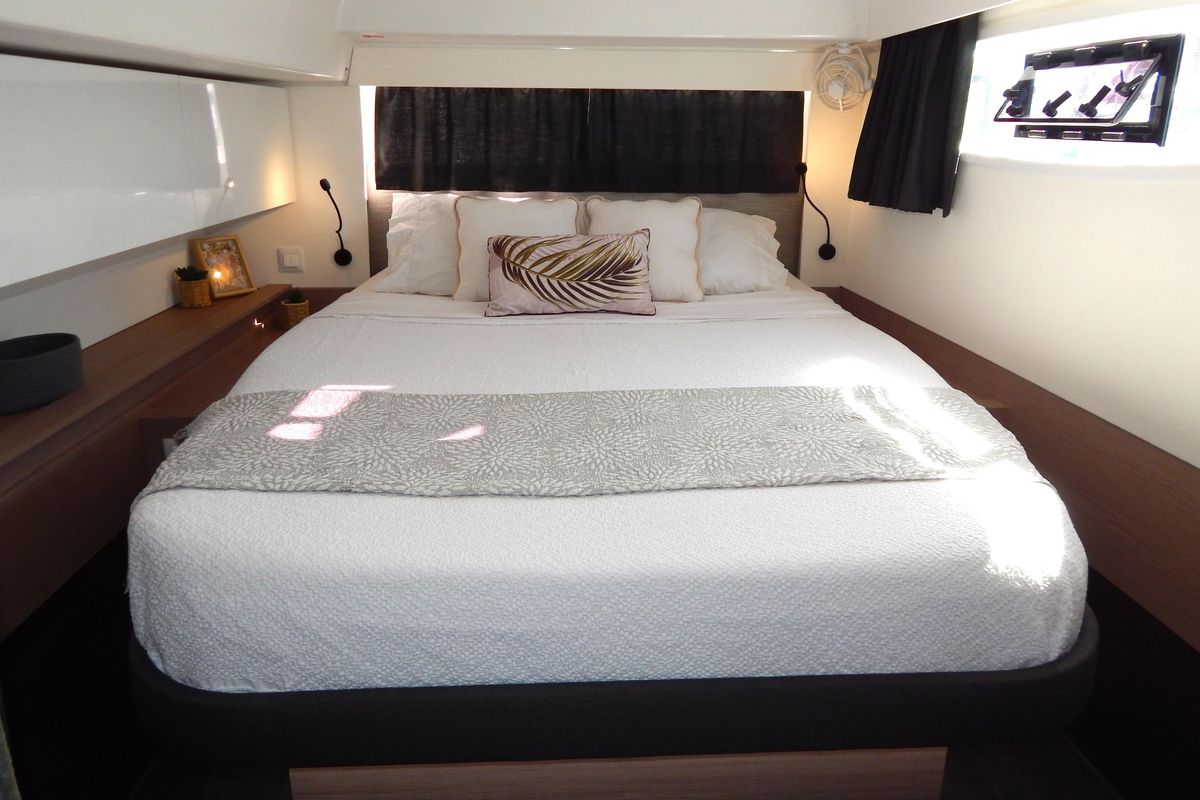 2023 Fountaine Pajot 44 