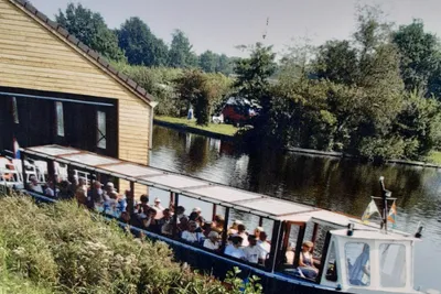 1980 Custom Rondvaartboot/platbodem