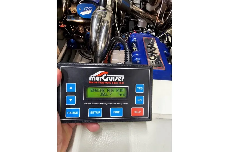  Yacht Photos Pics MerCruiser diagnostic tool displaying engine hours on 2004 Fountain 42 Lightning boat.