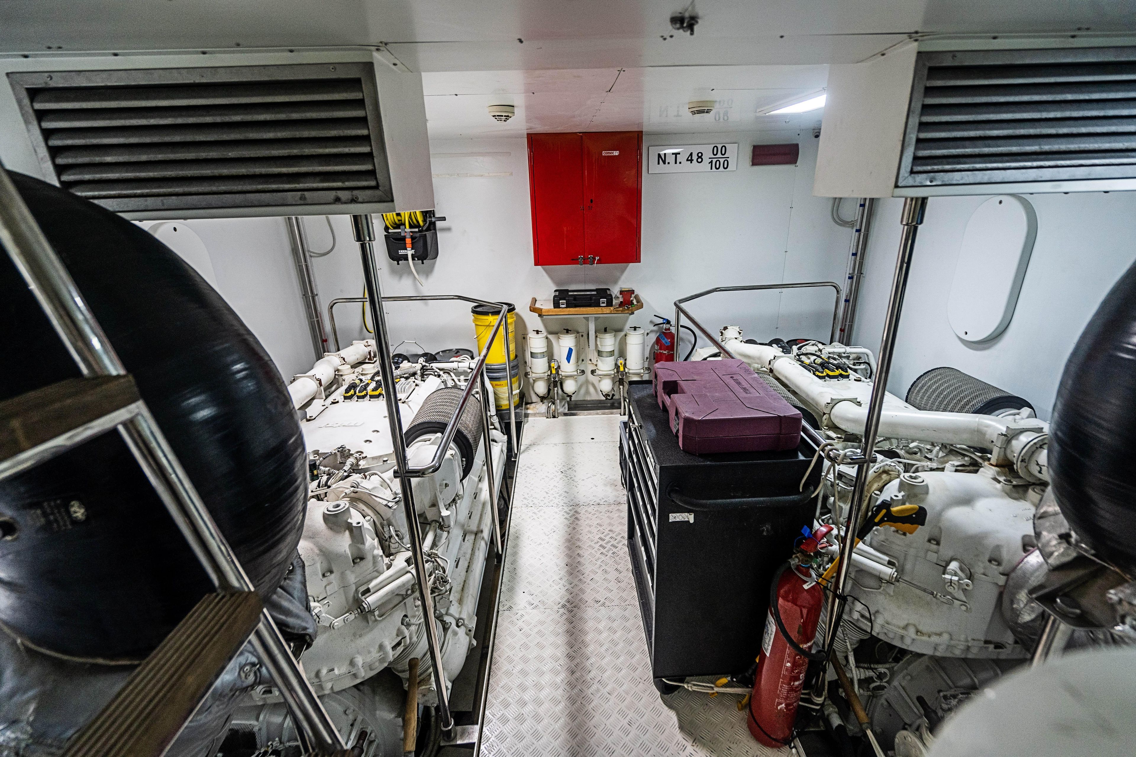 2008 Ferretti Yachts 97 