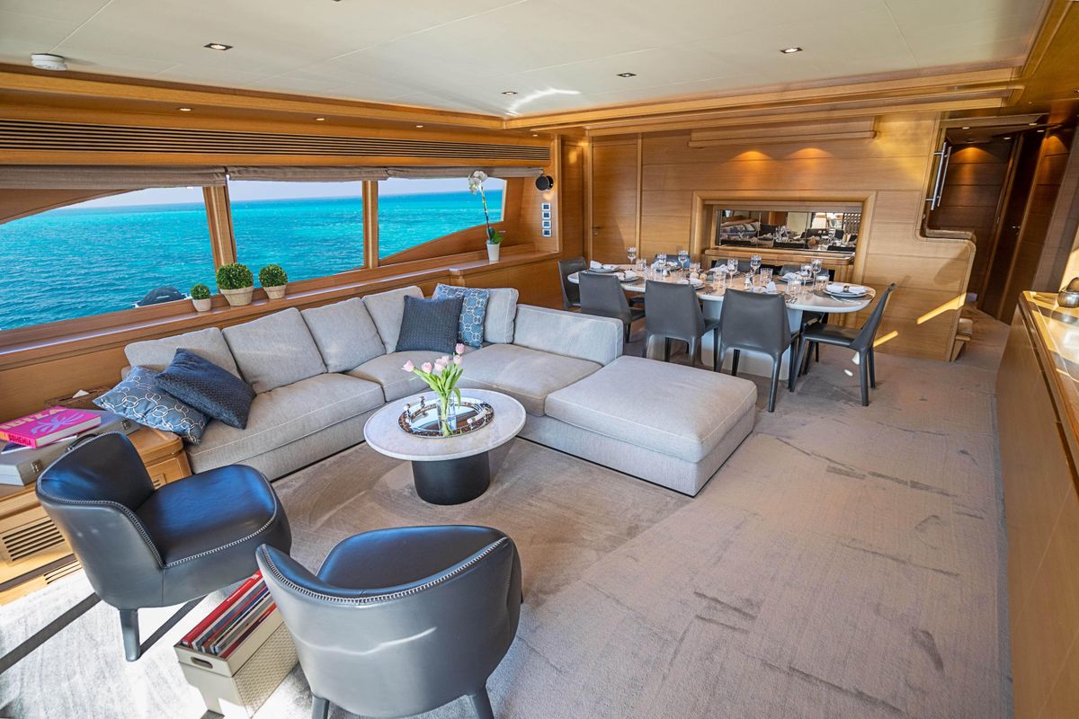 2008 Ferretti Yachts 97 