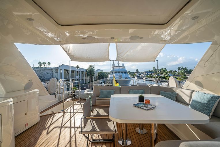 2008-97-ferretti-yachts-custom