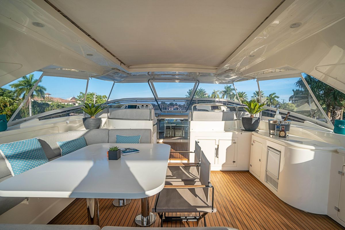 2008 Ferretti Yachts 97 