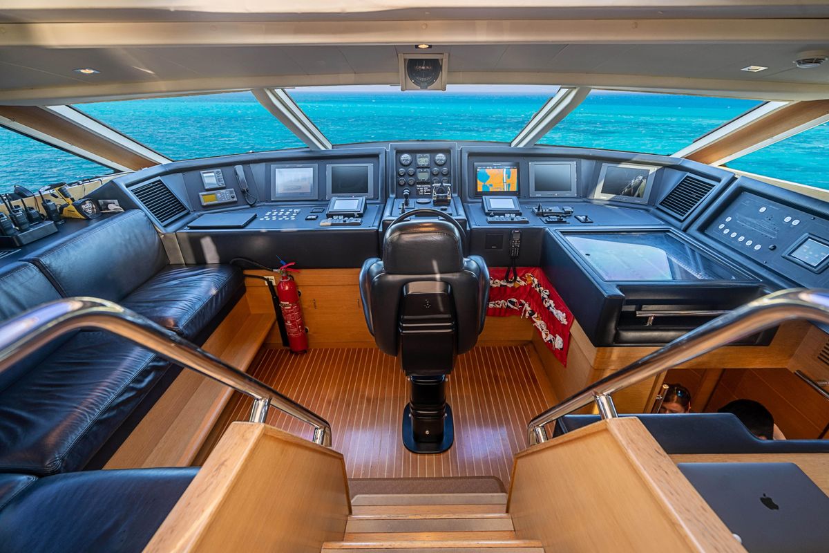 2008 Ferretti Yachts 97 