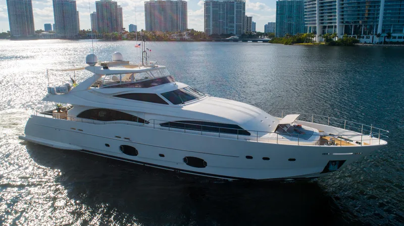 Patron Yacht Photos Pics 