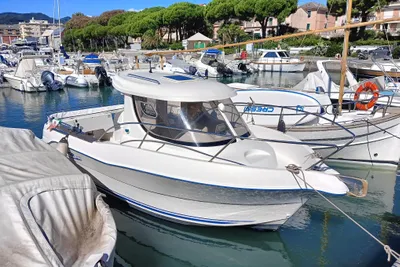 2004 Quicksilver Arvor 215