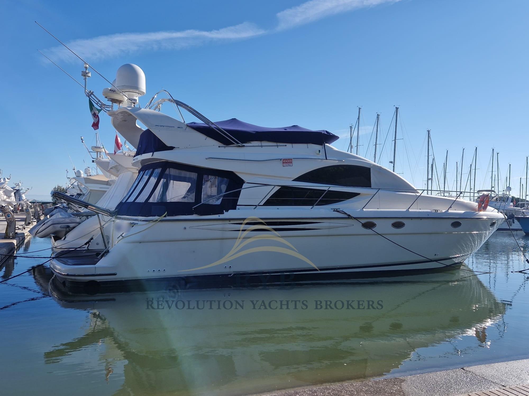 2005 Fairline Phantom 50