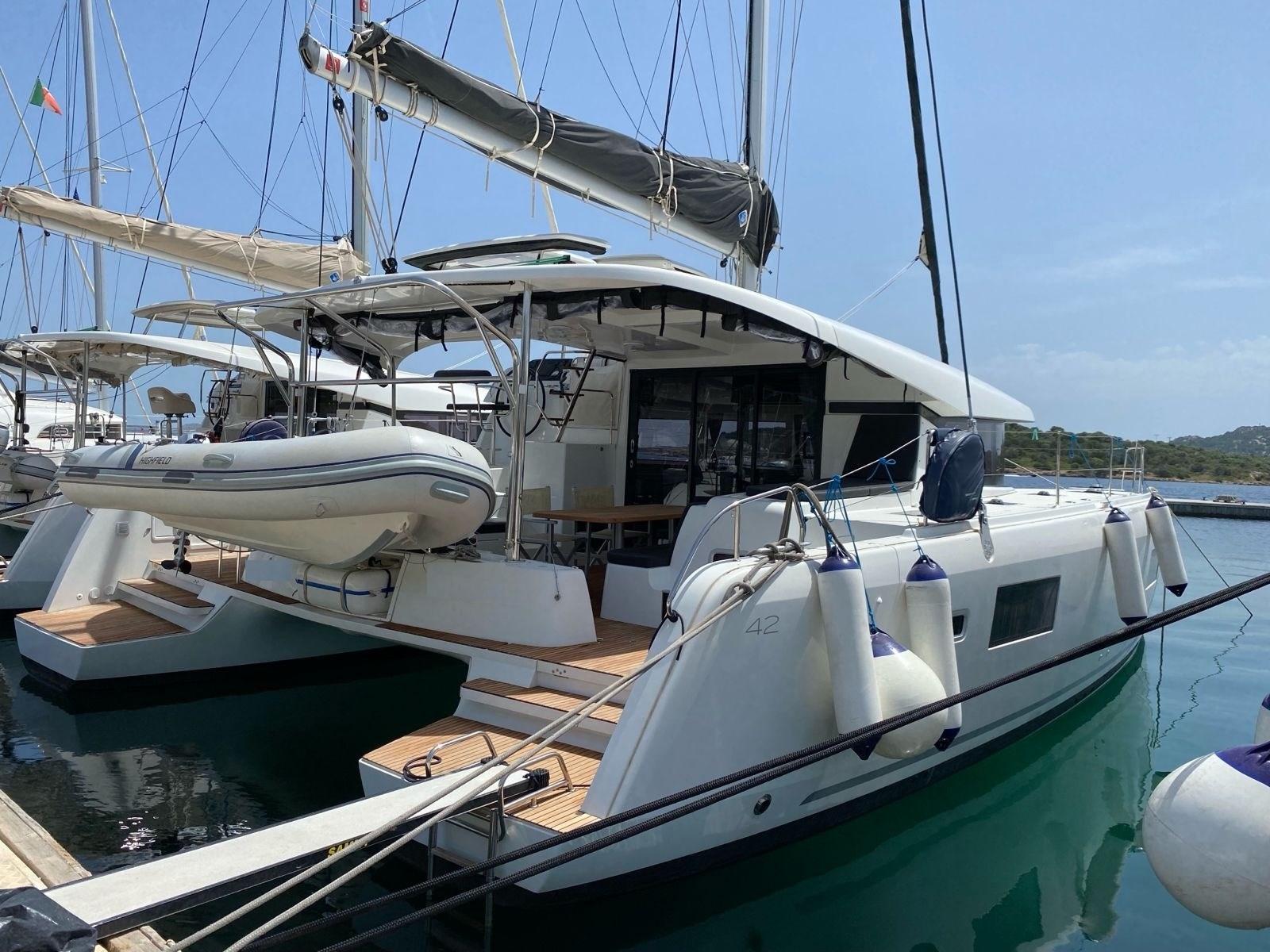 2019 Lagoon 42