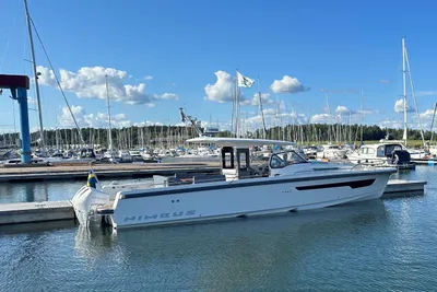 Nimbus Tender 11