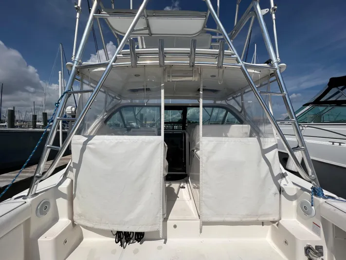 Kin Varra Yacht Photos Pics 