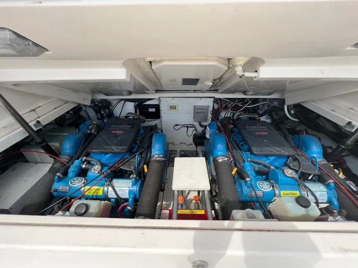 Kin Varra Yacht Photos Pics 