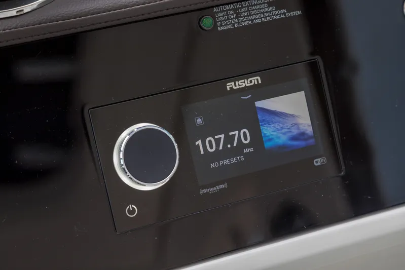 Sortuda Yacht Photos Pics Fusion radio display on 2020 Sea Ray Sundancer 320 boat.