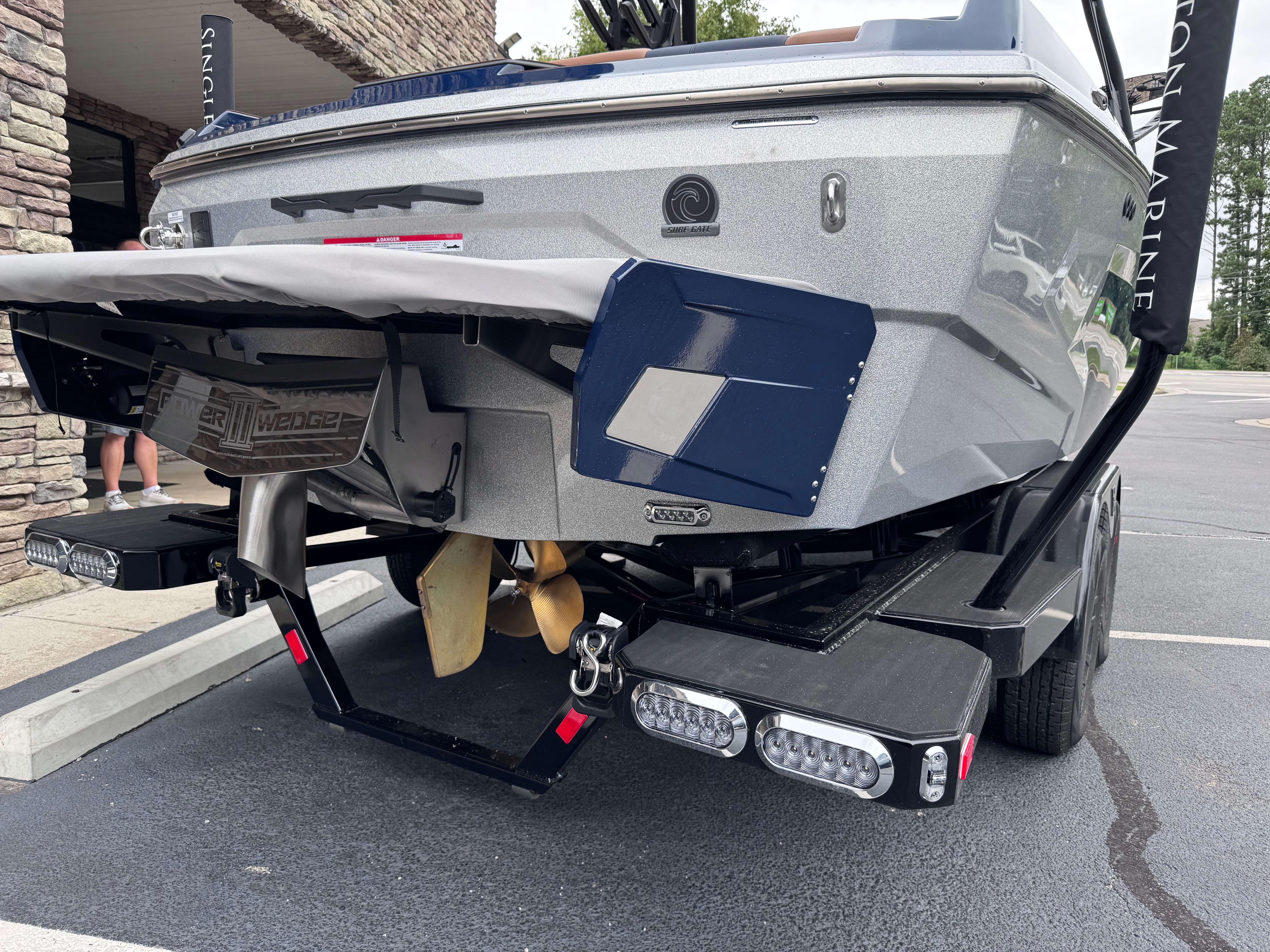 2026 AXIS A225 - Image 6