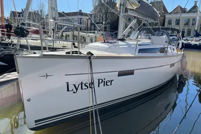 2018 Bavaria Cruiser 37