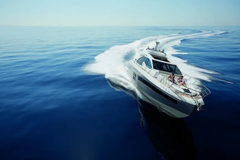 Treasure X Yacht Photos Pics 2015 Azimut 55S yacht cruising on open sea.