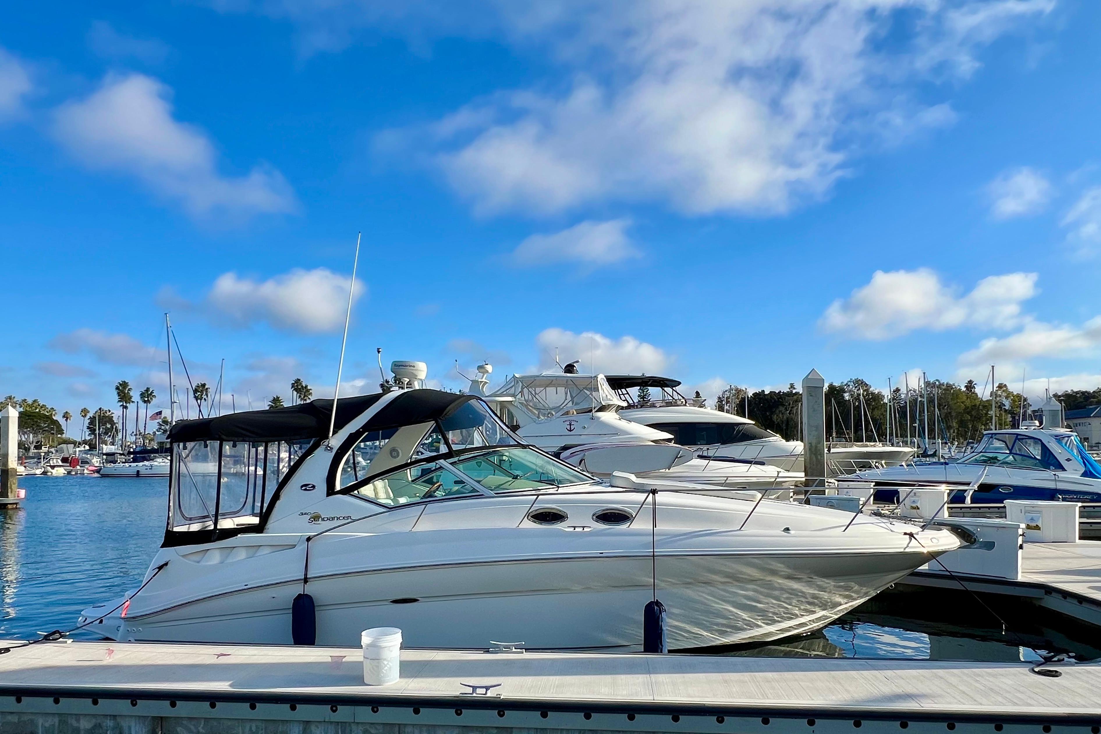 2004 Sea Ray 320 Sundancer