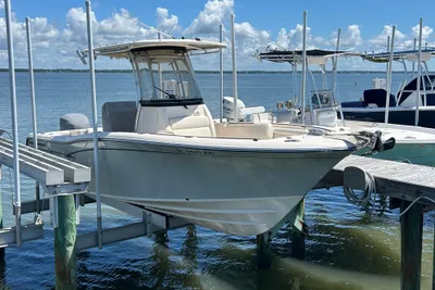Grady-White Fisherman 236