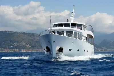 1962 Motor Yacht TWO LIFE 28 METRES