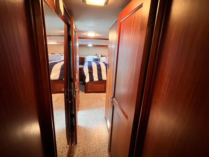 Southern Comfort Yacht Photos Pics 