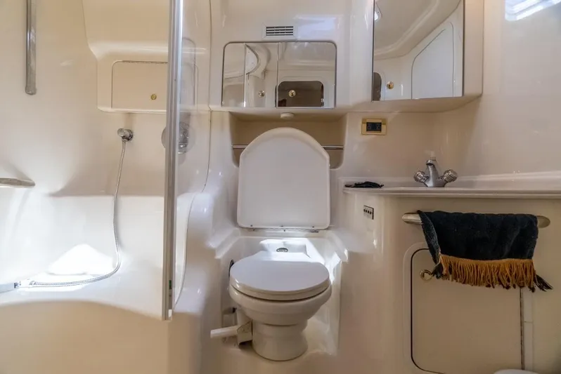 Happily Blended II Yacht Photos Pics 