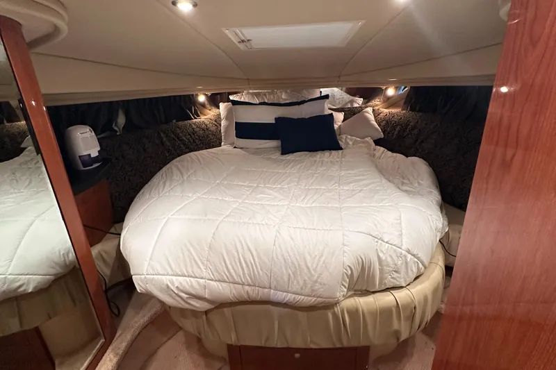 Happily Blended II Yacht Photos Pics 