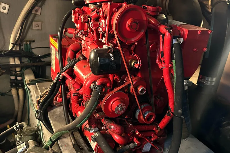 Happily Blended II Yacht Photos Pics 