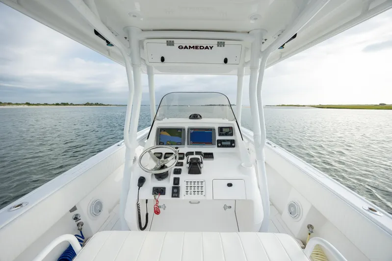 Gameday Yacht Photos Pics 