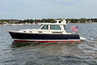 Yacht