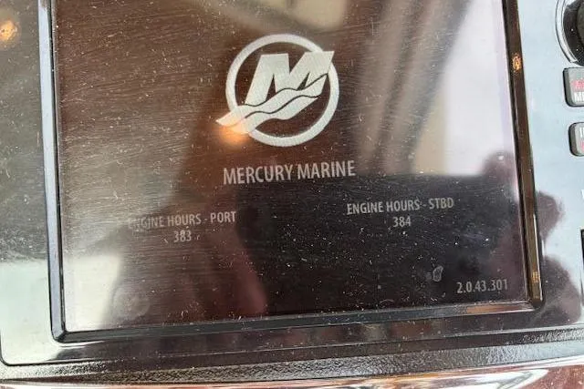  Yacht Photos Pics Display screen on 2015 Sabre 42 Salon Express showing Mercury Marine engine hours.