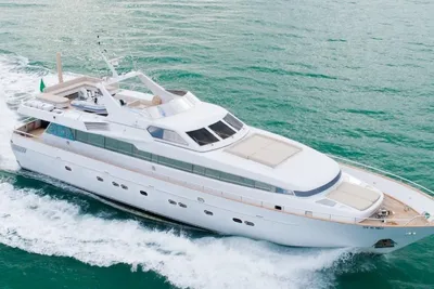 Admiral Admiral 28