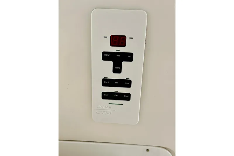 Life Is Good Today Yacht Photos Pics Sea Ray 48 LIFE IS GOOD TODAY - Bridge Helm