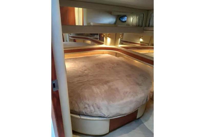 Life Is Good Today Yacht Photos Pics Sea Ray 48 LIFE IS GOOD TODAY - Guest Stateroom