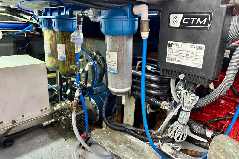 Life Is Good Today Yacht Photos Pics Sea Ray 48 LIFE IS GOOD TODAY - Water Maker